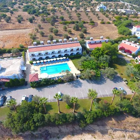 Bare Hill Holiday Apartments Krini Eksteriør bilde