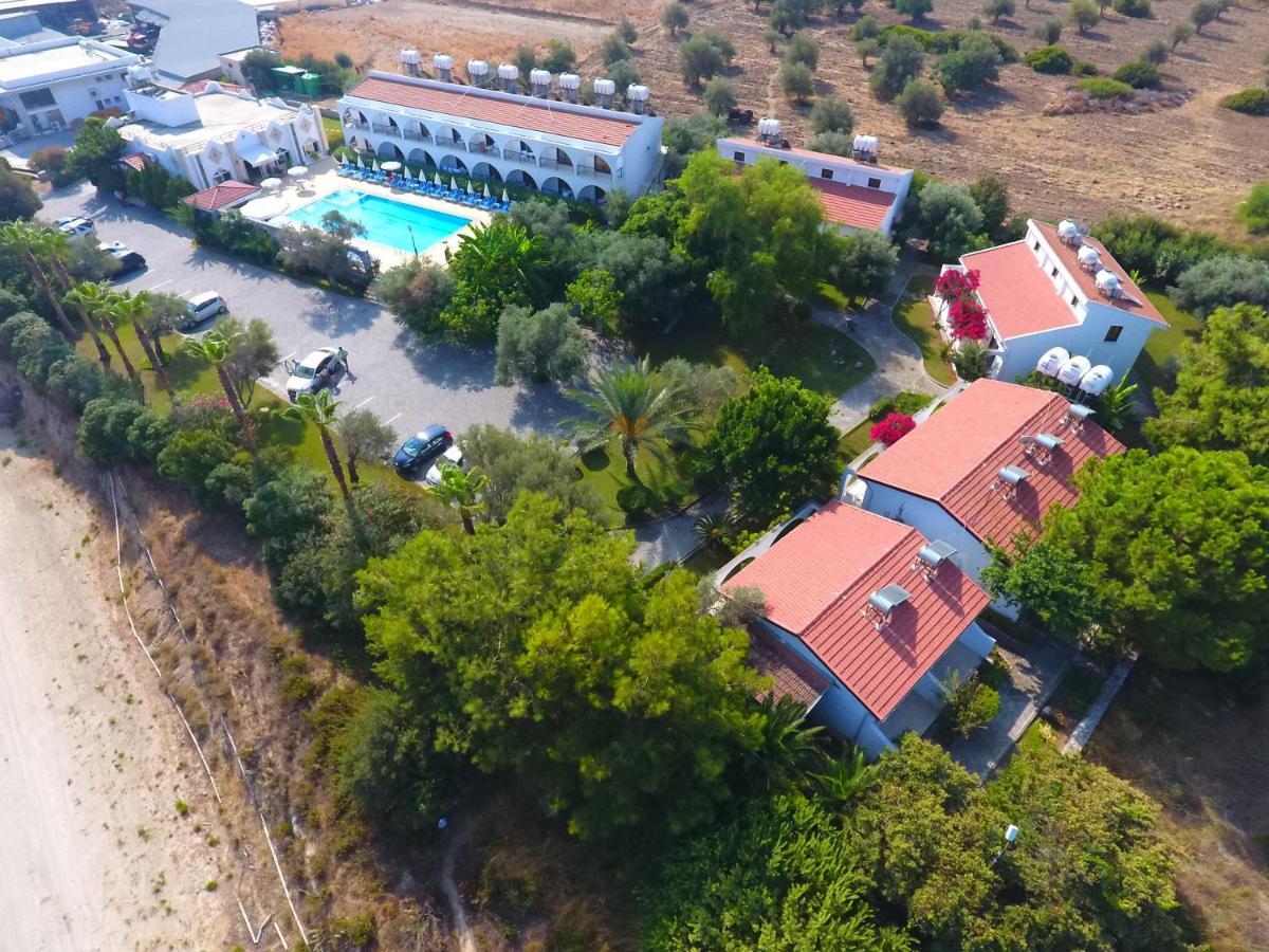 Bare Hill Holiday Apartments Krini Eksteriør bilde